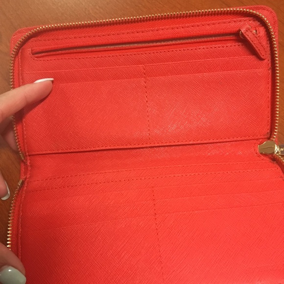 Michael Kors wallet - Picture 3 of 4